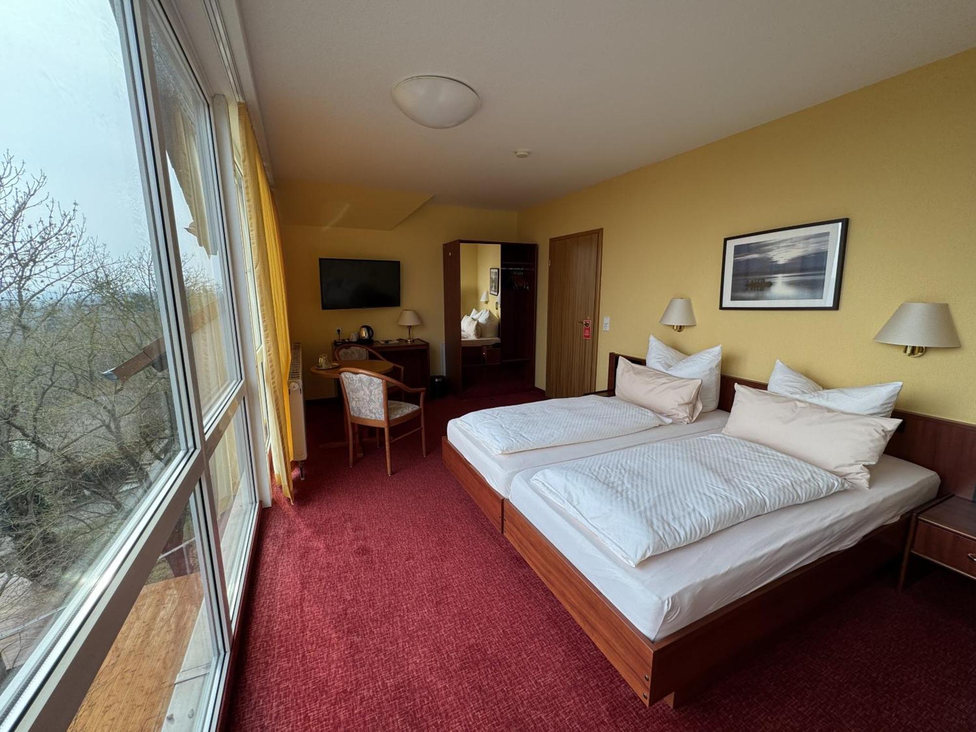 Berghotel Wilhelmsburg Bad Kosen Cameră foto